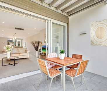 Two Bedroom Town House in Prestigious Magenta! - Photo 5