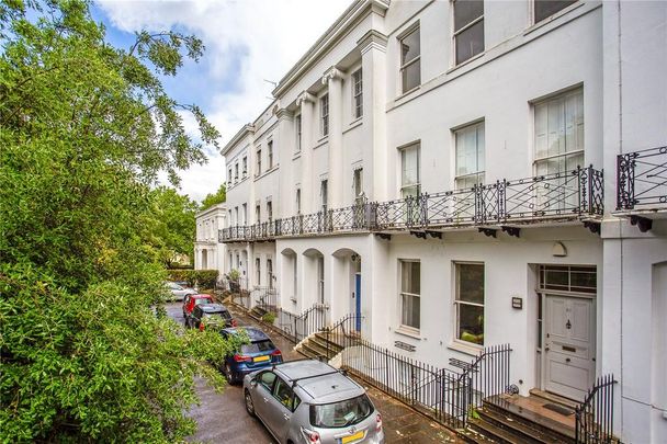 5 bedroom terraced house to rent - Photo 1