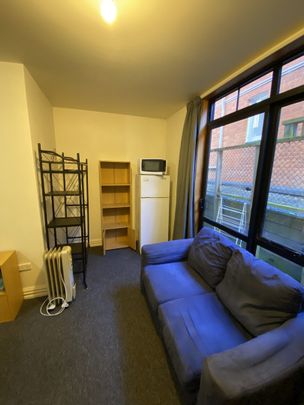 Boarding house room centrally located - Photo 1