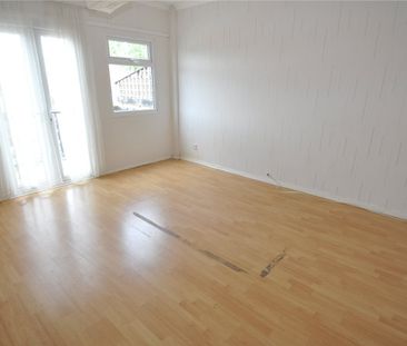 Arrowe Park Road, CH49 0UB, Upton - Photo 3