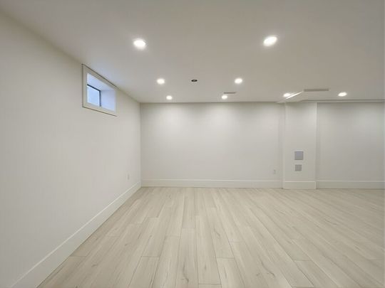 $1,699 / 2 br / 1 ba / 35 Stewart st #basement - Photo 1