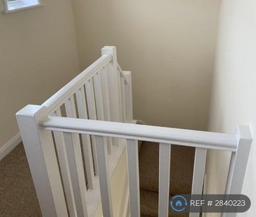 3 bedroom maisonette to rent - Photo 4