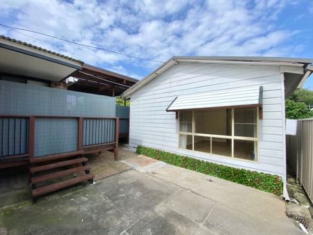 459a Pacific Highway, Belmont - Photo 2