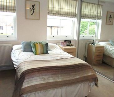 3 bedroom terraced house to rent - Photo 2