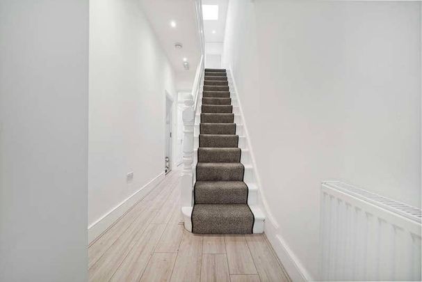 Whymark Avenue, London, N22 - Photo 1