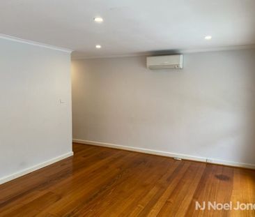 272A Yarra Street, WARRANDYTE - Photo 2