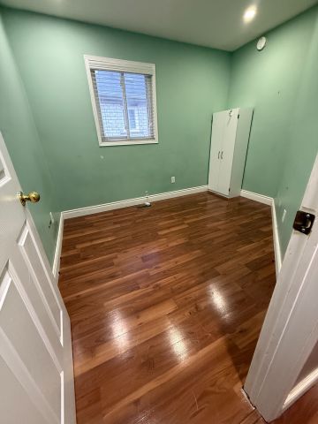 For Lease - 12 Caruso Drive, Brampton, Ontario - Photo 2