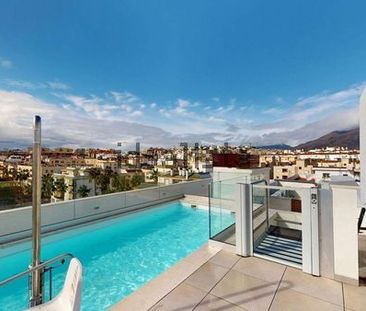 Alquiler de piso en Centro - Photo 1