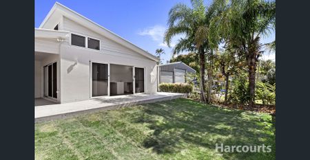 49A Kent, Urangan, Qld 4655 - Photo 4