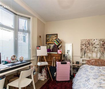 6 bedroom terraced house to rent - Photo 5