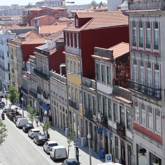 Rua dos Pelames, Porto, Porto District 4000-010 - Photo 1