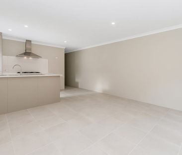 MODERN COASTAL LIVING – STYLISH 4x2 HOME IN PRIME YANCHEP LOCATION - Photo 6