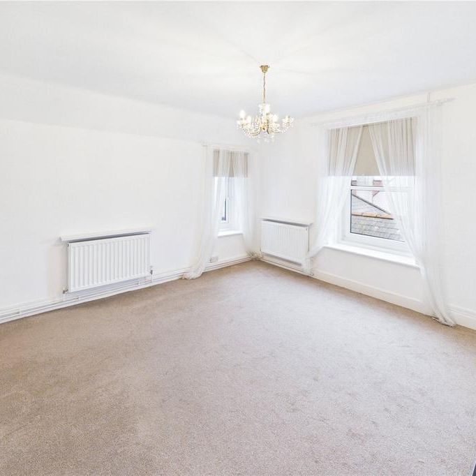 1 bedroom penthouse to rent - Photo 1