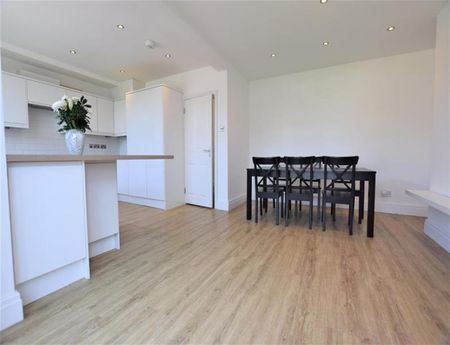 4 Bedroom Semi Detached Valuation - Photo 3
