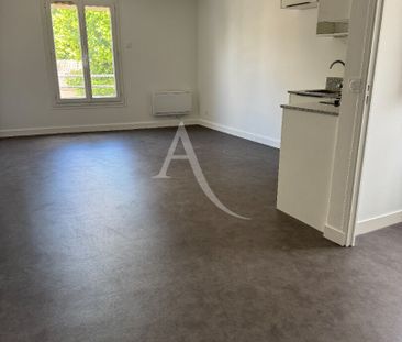 Location Appartement 1 pièce 31m² - Photo 3