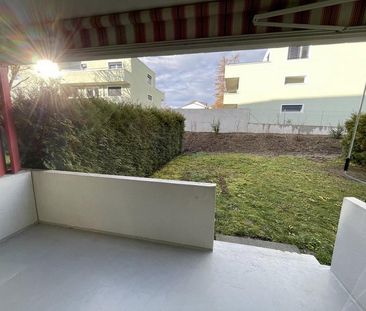 Helle Wohnung mit grosszügigem Sitzplatz - Photo 3