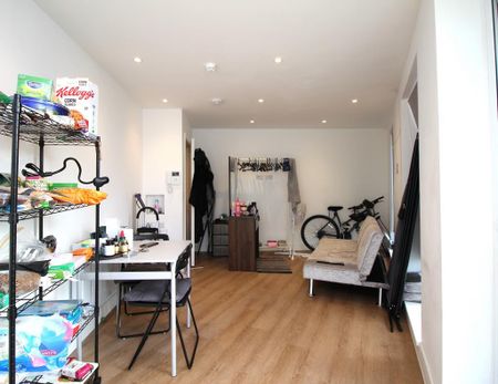 1 bedroom apartment to rent - Photo 3