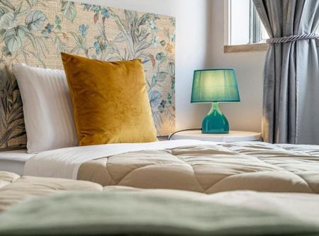 Rua de Faria Guimarães, Porto, Braga 4200-289 - Photo 4