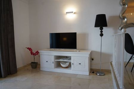 Luxury Flat for rent in Estepona, Andalusia - Photo 3