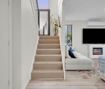 16 Capricorn Street, Springfield Lakes QLD 4300 - House For Rent | ... - Photo 3