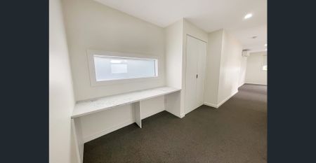 Luxury in Newtown - Photo 5