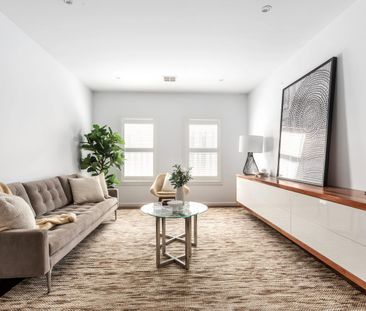 Family Excellence in Landscaped Bliss - Photo 4