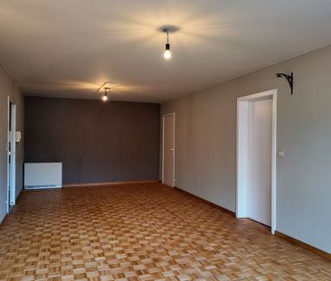 Lichtrijk appartement met terras in de Boelare te Eeklo! - Photo 6
