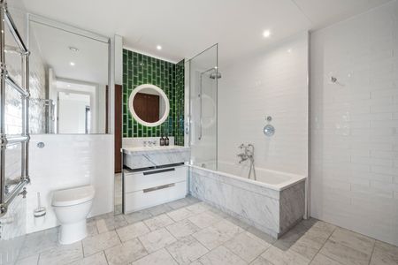 1 Bed Flat, New Union Square, SW11 - Photo 2