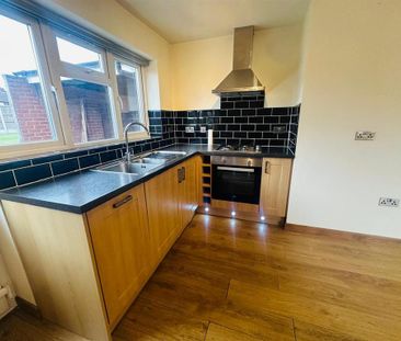 2 bedroom bungalow to rent - Photo 6