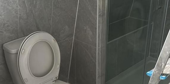 3 bedroom flat to rent - Photo 2