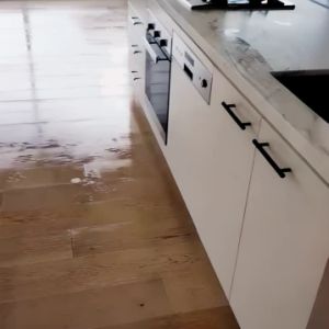 2 Bedroom*912 - Photo 2