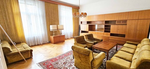GEIDORF – Nähe KF-Universität – Margareten-Bad: großzügige Altbauwohnung, 4-er WG-tauglich - Photo 1