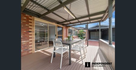 Located in quiet court close to all amenities - Photo 3