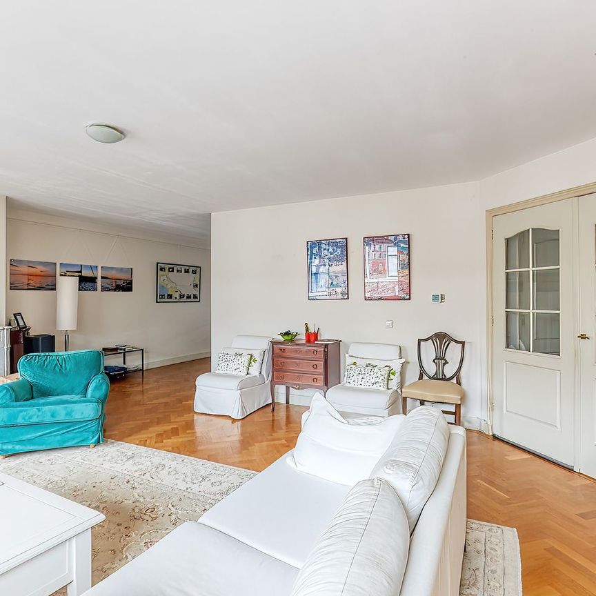 Appartement te huur: Riouwstraat 186 2585 HX Den Haag - Photo 1