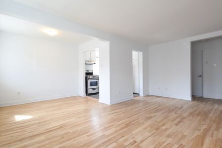 4570 Chemin Queen Mary - Photo 4