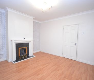 2 bedroom house - Photo 3