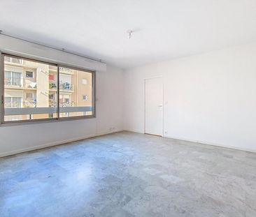 Location Appartement 2 pièces 53m² PERPIGNAN 66000 - Photo 2