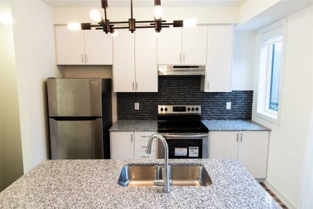 For Lease - 370 Red Maple Road Unit# 26, Richmond Hill, Ontario - Photo 3