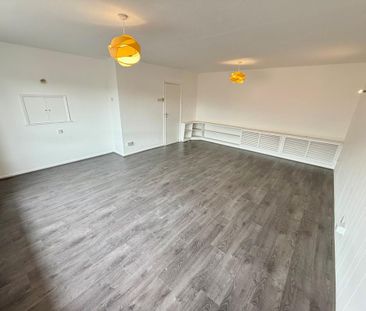 3 bedroom apartment to rent - Photo 1