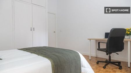 4 room luxury Flat for rent in Madrid, Autonomous Region of Madrid - Photo 4