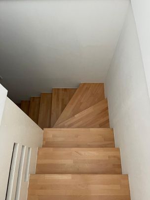 Galeriewohnung mit Balkon im letzten Liftstock - Photo 1