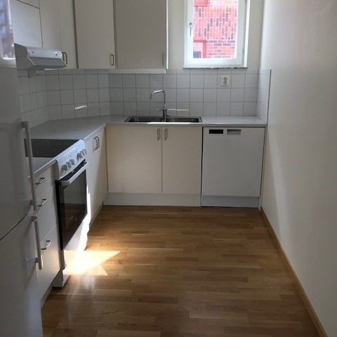 Landbotorpsallén 27 A - Foto 1