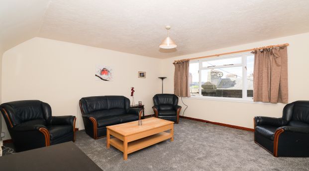 Victoria Road, Dundee - Photo 1