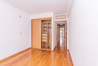 Apartamento T3 em Lisboa