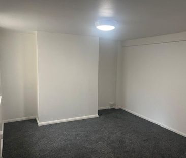 4 bedroom maisonette to rent - Photo 1