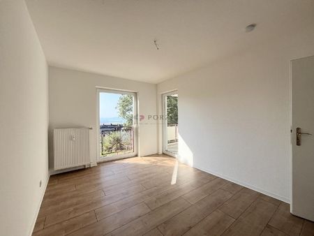 Tolle 2-Raum-Wohnung mit großem Balkon - Foto 5