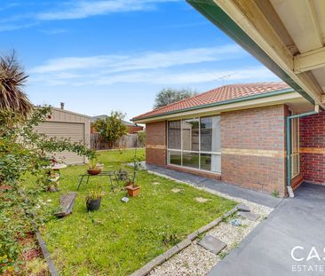 5 Sinatra Way, Cranbourne East - Photo 5