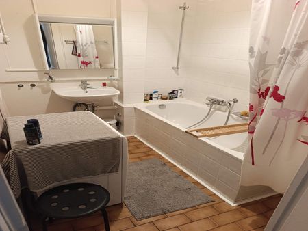 Appartement de 4 pièces au 3ème étage - Photo 5