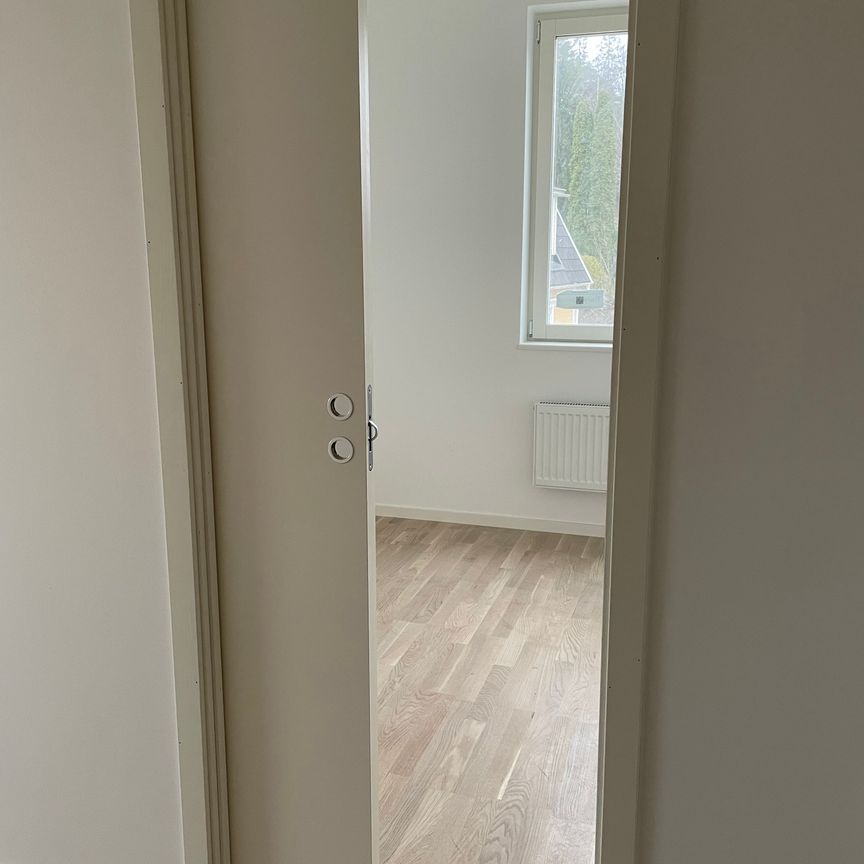 Bragevägen, Södertälje - Foto 1