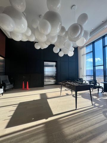 For Lease - 3200 William Coltson Avenue Unit# 312, Oakville, Ontario - Photo 3